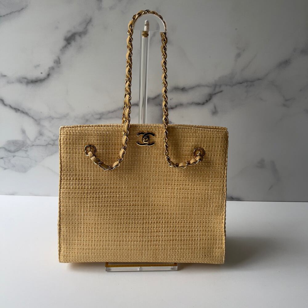 Vintage Chanel 90s CC Logo Chain Shoulder Bag Cream Gold Straw - Picture 3 of 9